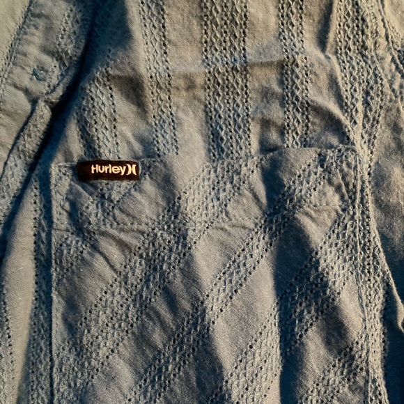 Hurley beachy button down - Picture 3 of 4